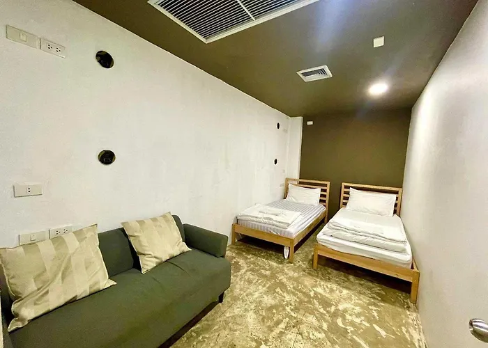Dancenter The Spades Hotel 3*