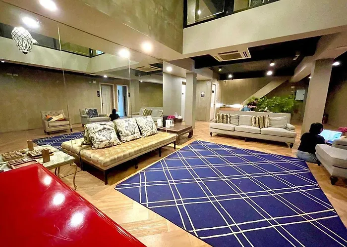 Dancenter The Spades Hotel 3*