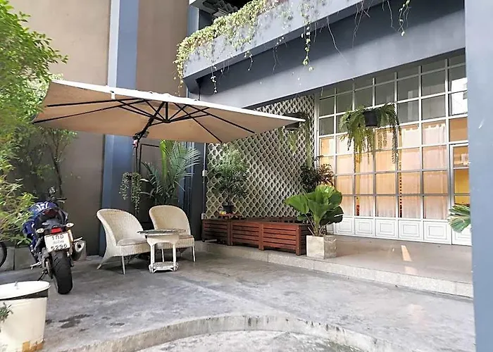 Hotel Dancenter The Spades Bangkok