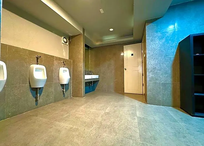 Dancenter The Spades Hotel 3*