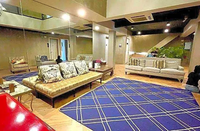 Dancenter The Spades Hotel Bangkok